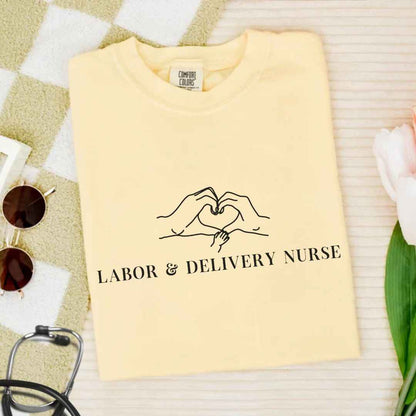 Labor And Delivery L&D Nurse 'Heart Hands' Minimalist T-shirt