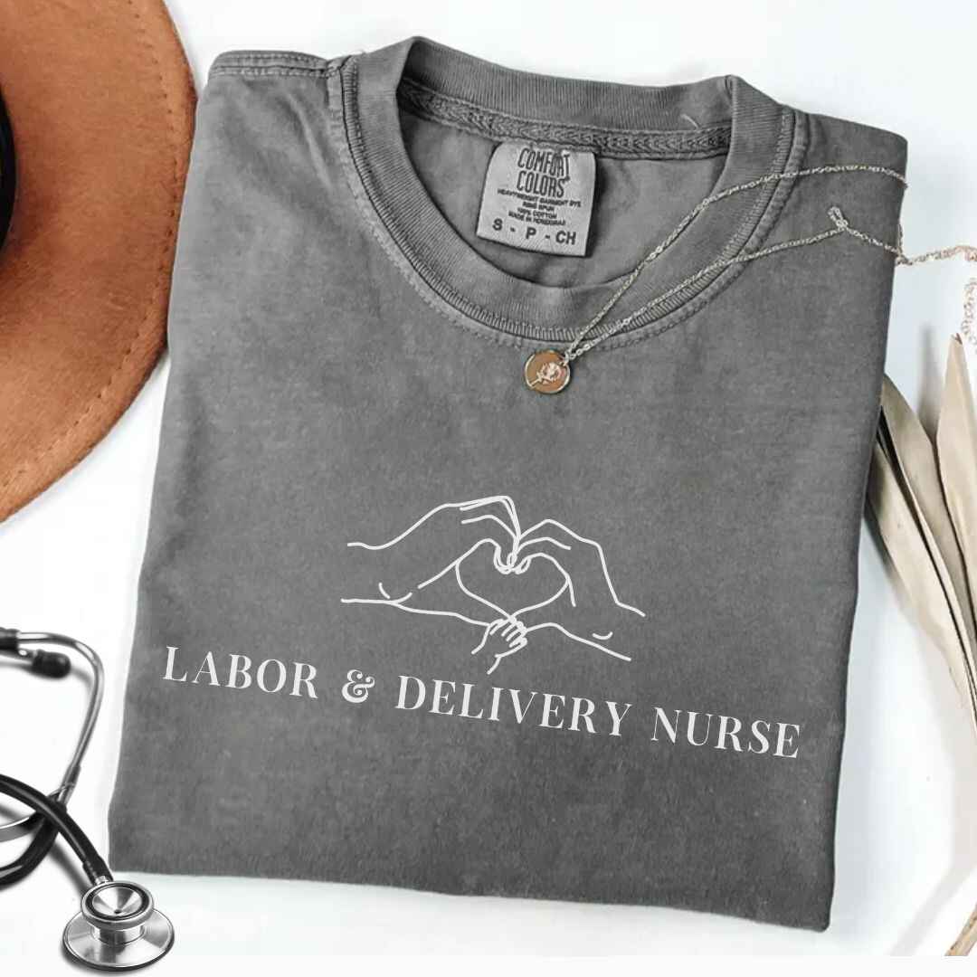 Labor And Delivery L&D Nurse 'Heart Hands' Minimalist T-shirt