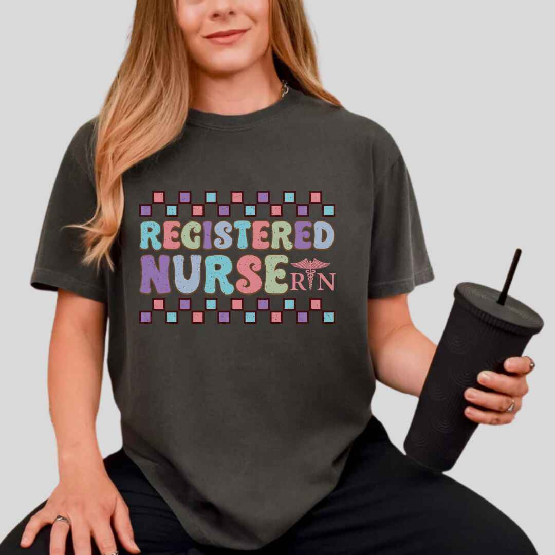 Registered Nurse Retro T-shirt